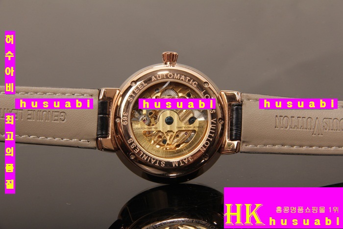 루이비통 시계 신상 L40221-2