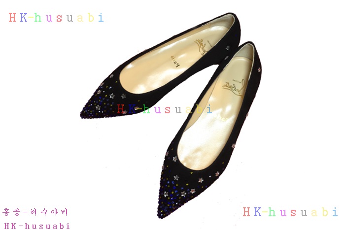 NEW 크리스찬 루부탱 단화 C48555