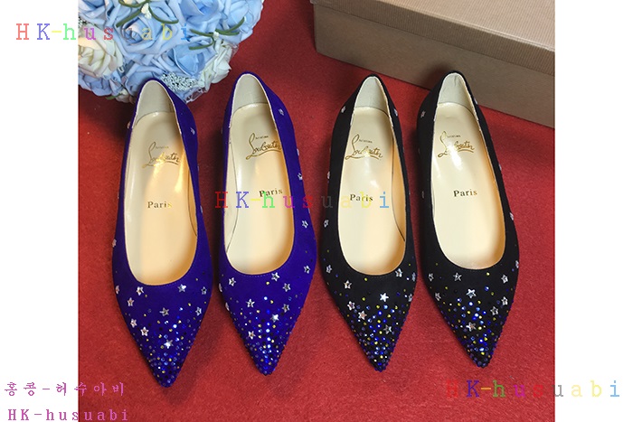 NEW 크리스찬 루부탱 단화 C48555