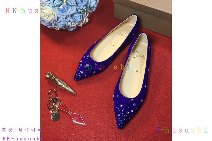 NEW 크리스찬 루부탱 단화 C48555