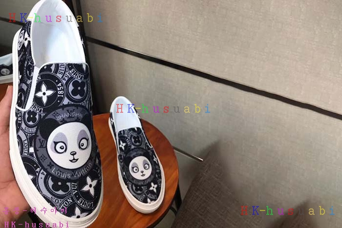 NEW 2018SS 루이비통 남성용 스니커즈 LV142014