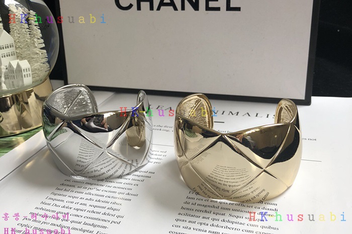 NEW 2018SS 샤넬 여성용팔찌 CH666101