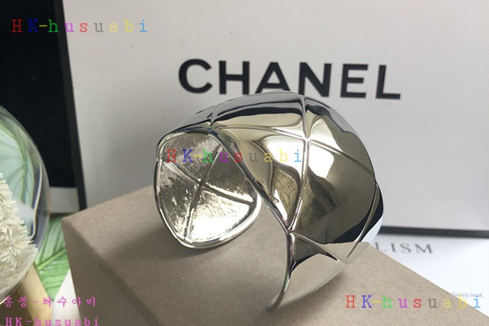 NEW 2018SS 샤넬 여성용팔찌 CH666101