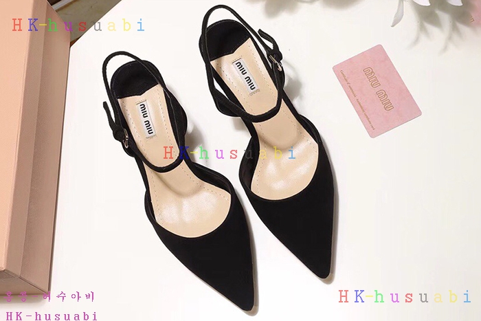 NEW 2018SS �̿�̿� ������ �Ź� MU 658811