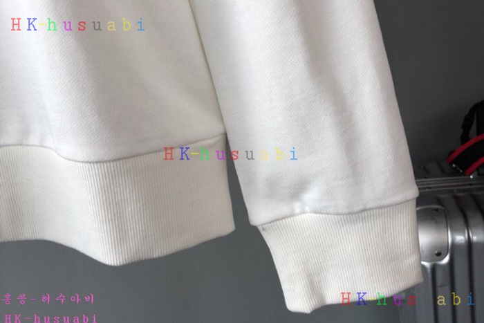 NEW 구찌 신상 맨투맨 GU 69998