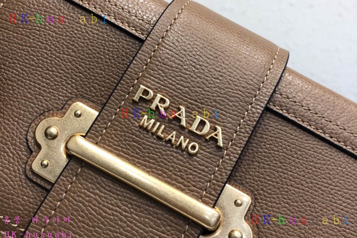 �ڹ̷��ޡ� ����� ī�̿� ���� ��Ʈ�� P 1BL004