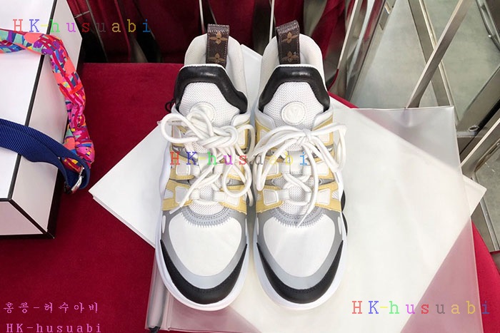 NEW 루이비통 남여공용 신발 LV  66701