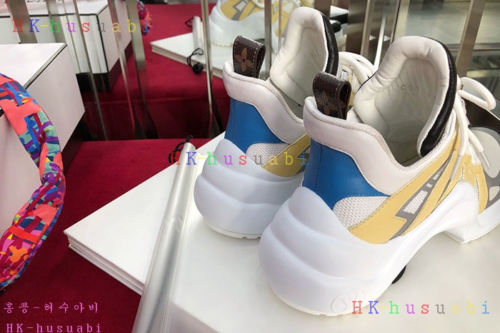 NEW 루이비통 남여공용 신발 LV  66701