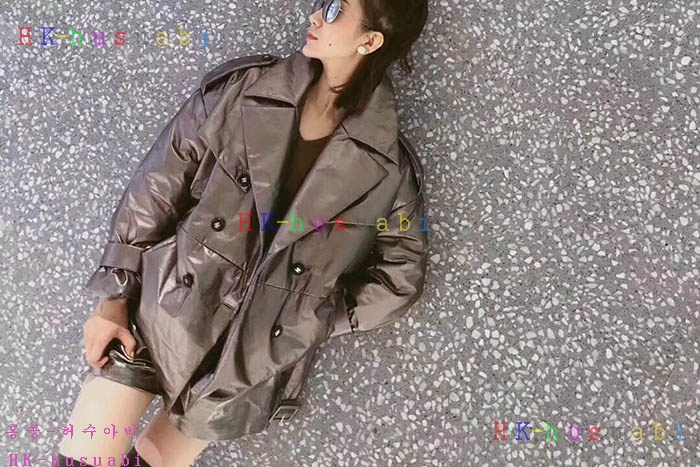 NEW   е CH 407262