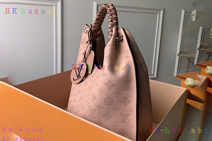 �ڹ̷��ޡ� ���̺��� ī�� ȣ���� M53188