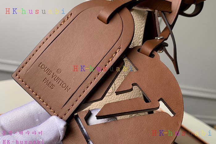 �ڹ̷��ޡ� ���̺��� ī�� ȣ���� M53188