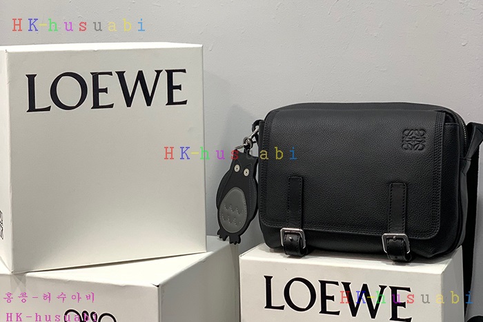 ★미러급★ 로에베 밀리트 메신저백 LW 66405