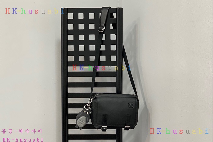 ★미러급★ 로에베 밀리트 메신저백 LW 66405