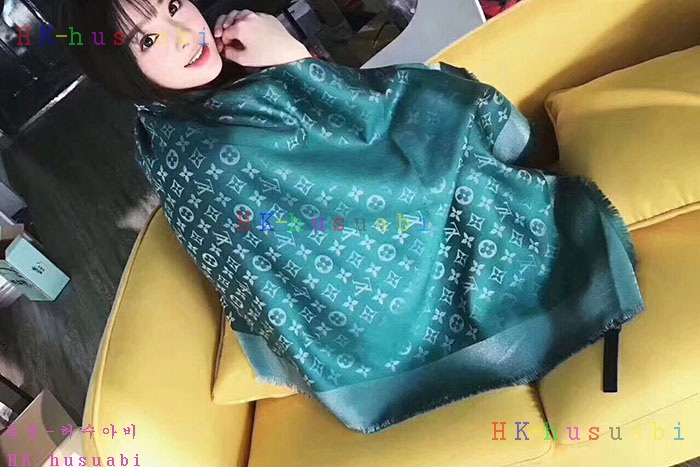 NEW 루이비통 스카프 신상 LV 1587005