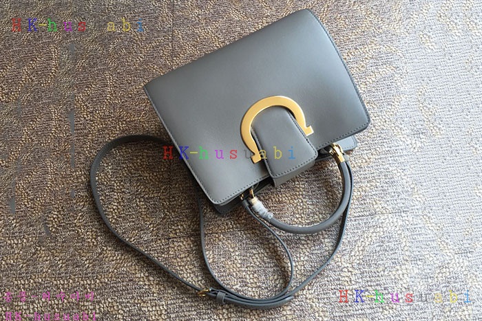 ★미러급★  페라가모 테아 토트백 F 21G596-3