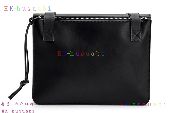 ★미러급★ 로에베 거싯 플랫 메신저백 LW 337401-2