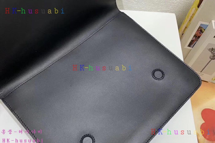 ★미러급★ 로에베 거싯 플랫 메신저백 LW 337401-2