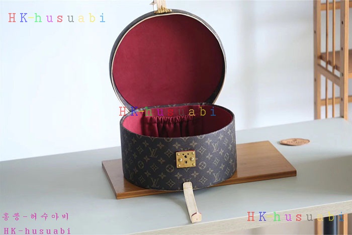 NEW 루이비통 햇 박스 부아뜨 M23626-2