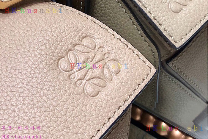 ★미러급★ 로에베 퍼즐백 LW 3855550