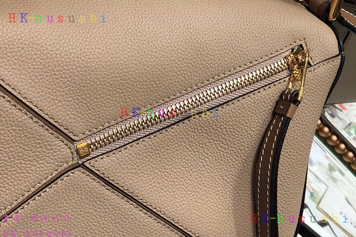 ★미러급★ 로에베 퍼즐백 LW 3855550