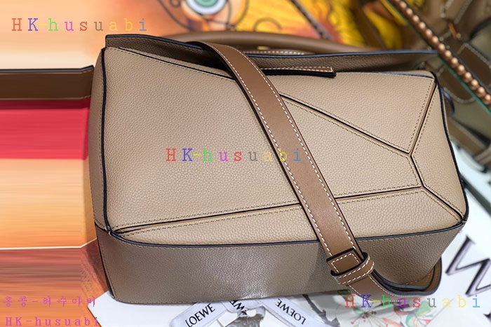 ★미러급★ 로에베 퍼즐백 LW 3855550