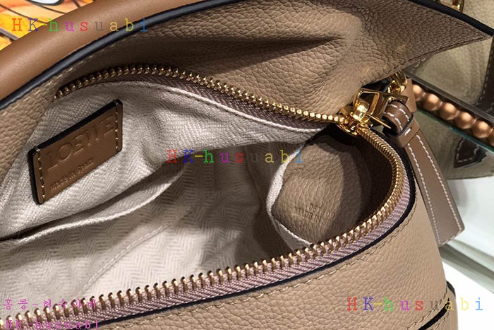 ★미러급★ 로에베 퍼즐백 LW 3855550