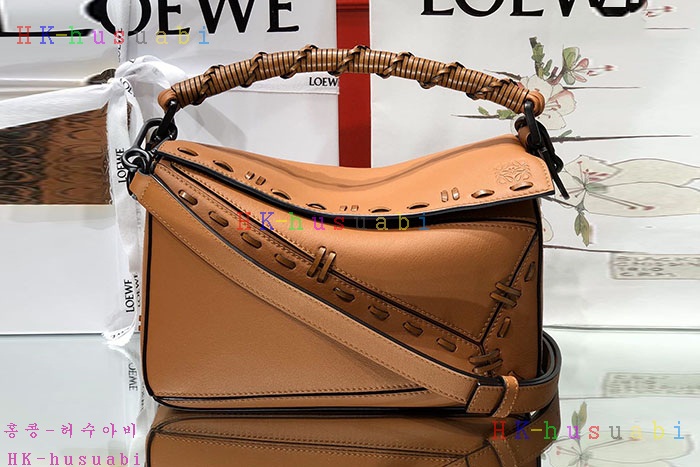 ★미러급★ 로에베 퍼즐백 LW 3855551