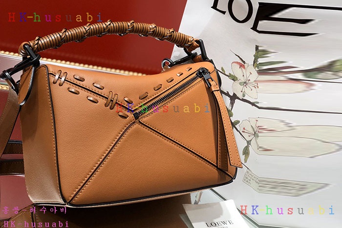 ★미러급★ 로에베 퍼즐백 LW 3855551