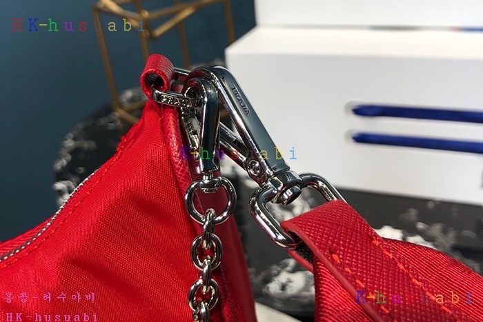 ★미러급★ 프라다 나일론 체인스트랩 호보백 1BH204-6