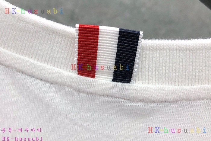 NEW 톰브라운 반팔티 신상 TB 4276656