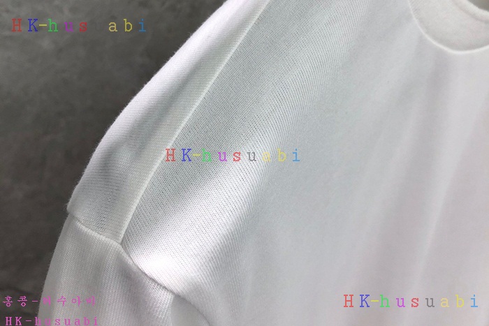 NEW 톰브라운 반팔티 신상 TB 4276656