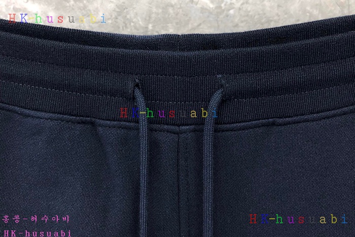 NEW 톰브라운 반바지 신상 TB 4276667