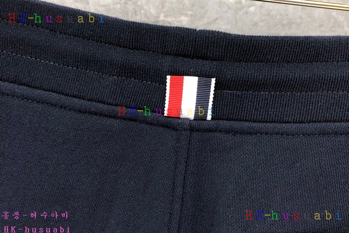 NEW 톰브라운 반바지 신상 TB 4276667