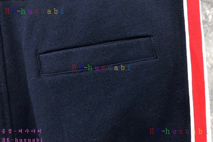 NEW 톰브라운 반바지 신상 TB 4276667