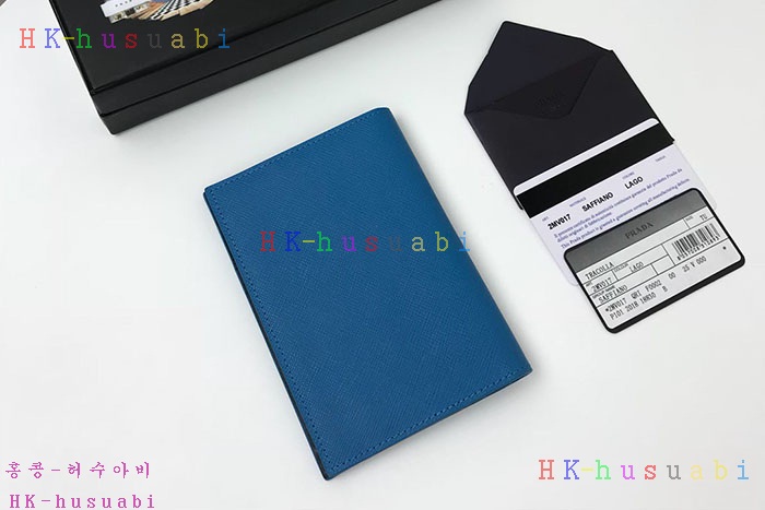 ★미러급★ 프라다 여권지갑 P 2MV017-2