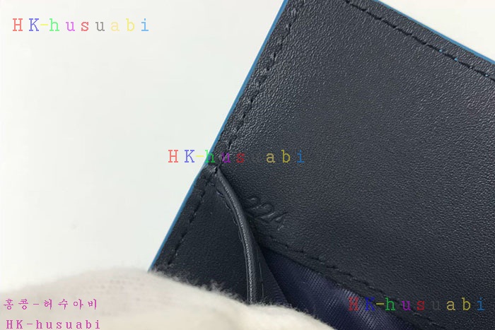 ★미러급★ 프라다 여권지갑 P 2MV017-2