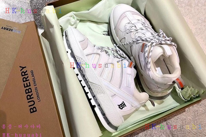 NEW 버버리 여성 스니커즈 BB 4271441