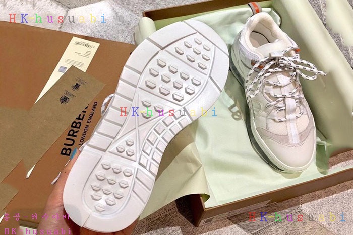NEW 버버리 여성 스니커즈 BB 4271441