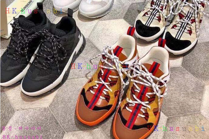 NEW 버버리 여성 스니커즈 BB 4271441