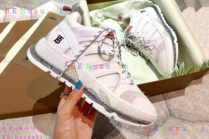 NEW 버버리 여성 스니커즈 BB 4271441