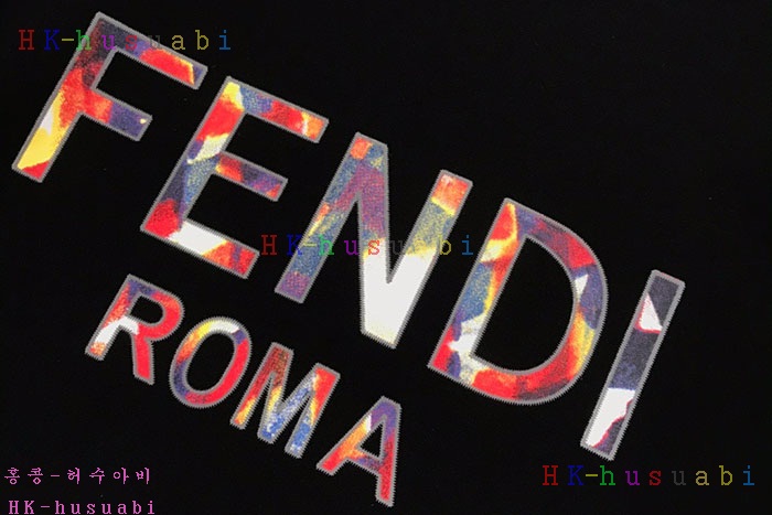 NEW 펜디 맨투맨 신상 FD 724012