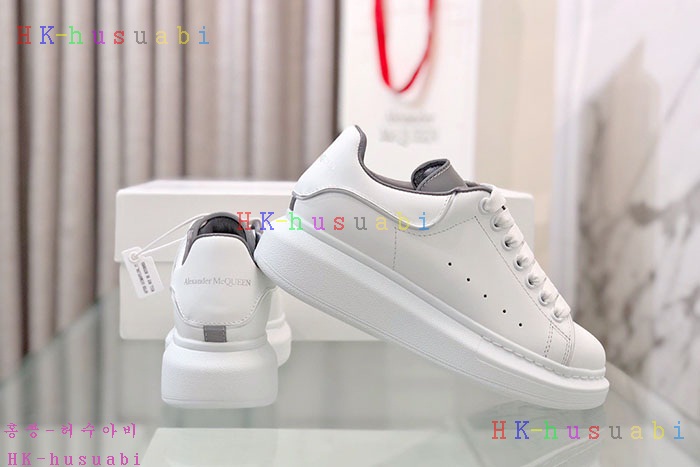 NEW 알렉산더맥퀸  신발 신상 M252220