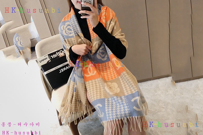 NEW 샤넬 머플러 신상 CH 2452232