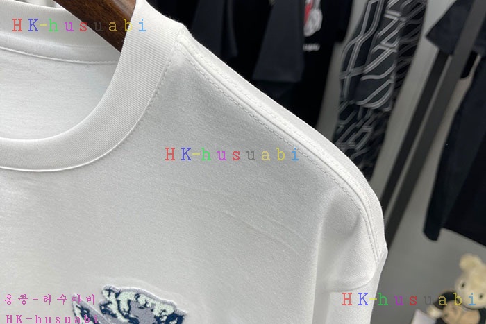 NEW 디올 반팔티 신상 DR 724568