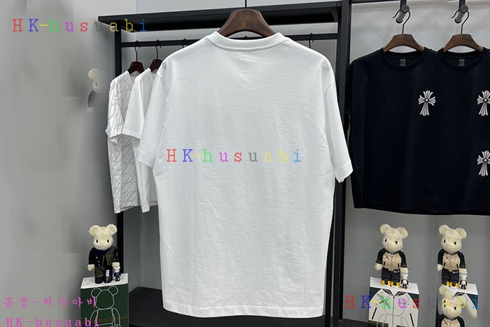 NEW 디올 반팔티 신상 DR 724568