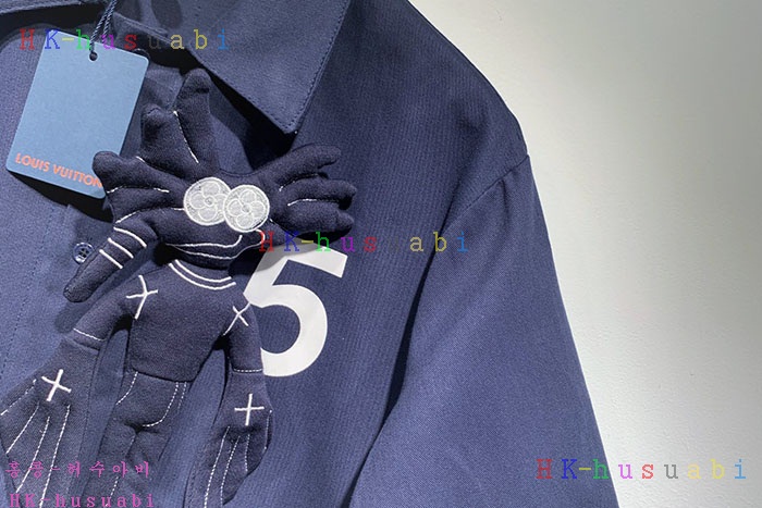 NEW 루이비통 셔츠 신상 LV 724559