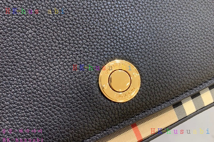 ★미러급★ 버버리 레더 빈티지 체크 크로스바디백 BB 1243350-3