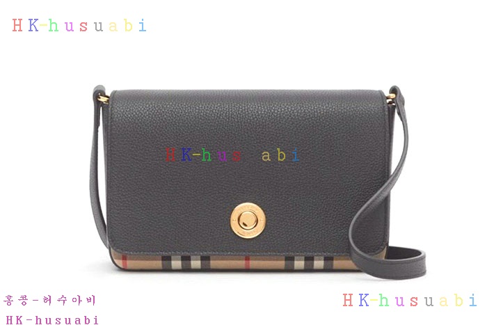 ★미러급★ 버버리 레더 빈티지 체크 크로스바디백 BB 1243350-3