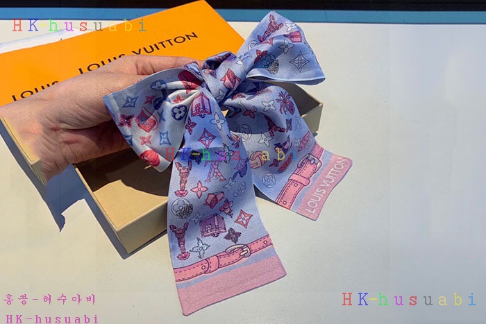 NEW 루이비통 스카프 신상 LV 724411