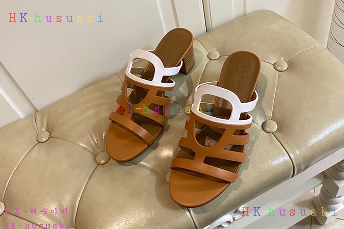 NEW 에르메스 샌들 신상 H 2424110
